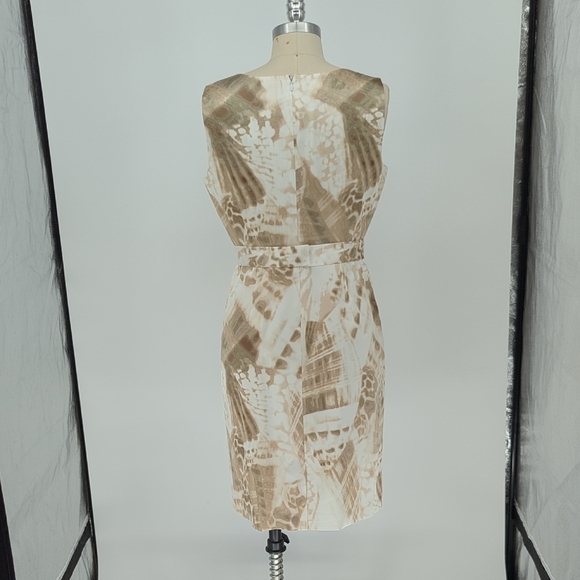 NEW Tahari Animal Print Satin Sheath Dress Tan White 10 preppy Business casual - Picture 2 of 8